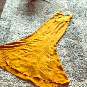 Beautiful yellow dress from Lovers and Friends